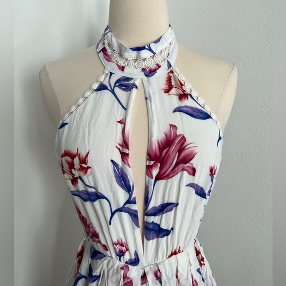 Floral Hawaii Romper/Dress - Picture 2 of 11